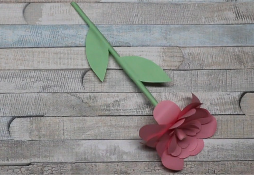 Bastle  Blumenstiele und Blätter Vorschau