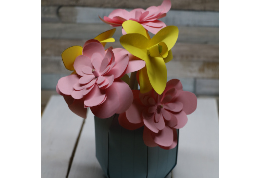 Bastle eine Blumenvase Vorschau